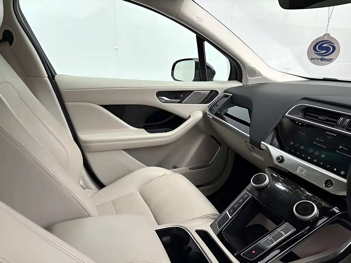 Used 2020 Jaguar I-Pace Hse Santorini Black - Interior and Exterior details 11