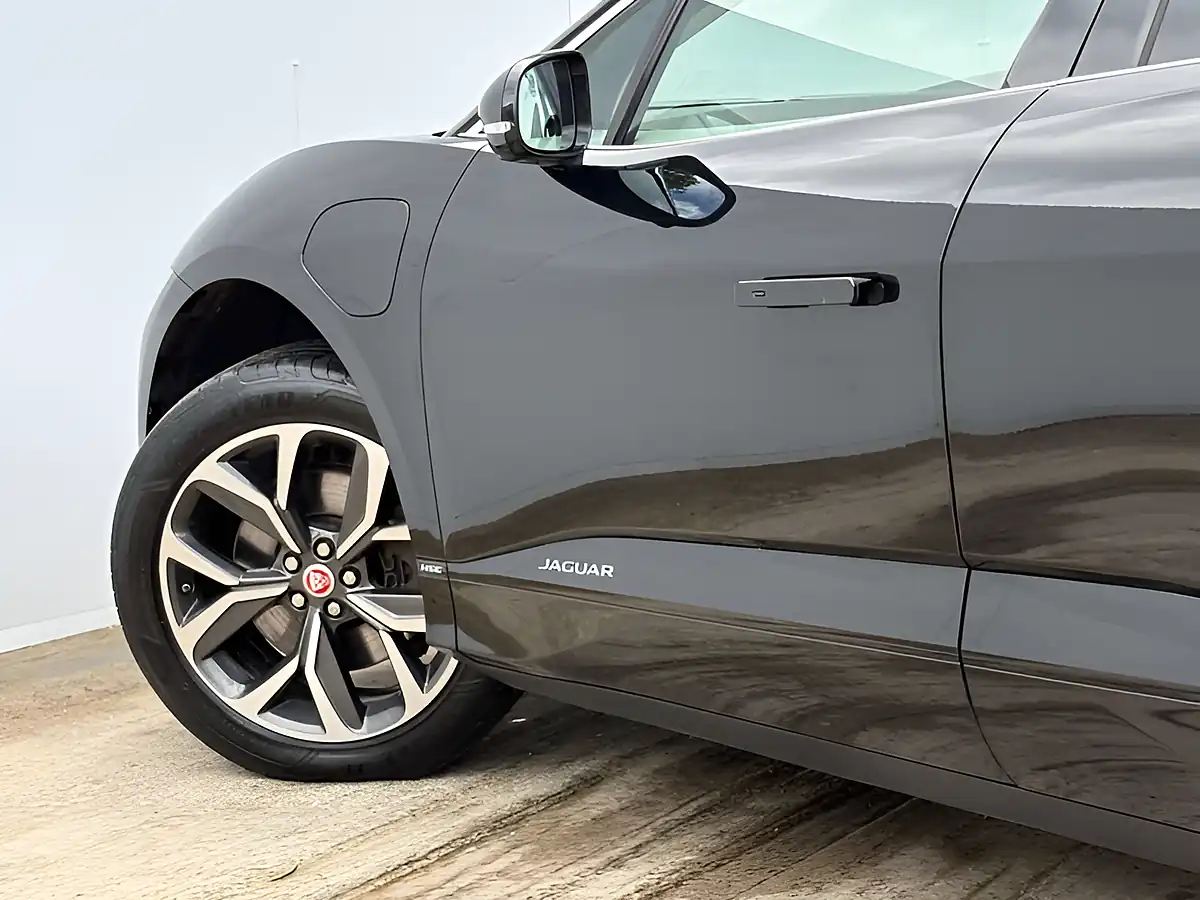 Used 2020 Jaguar I-Pace Hse Santorini Black - Interior and Exterior details 14