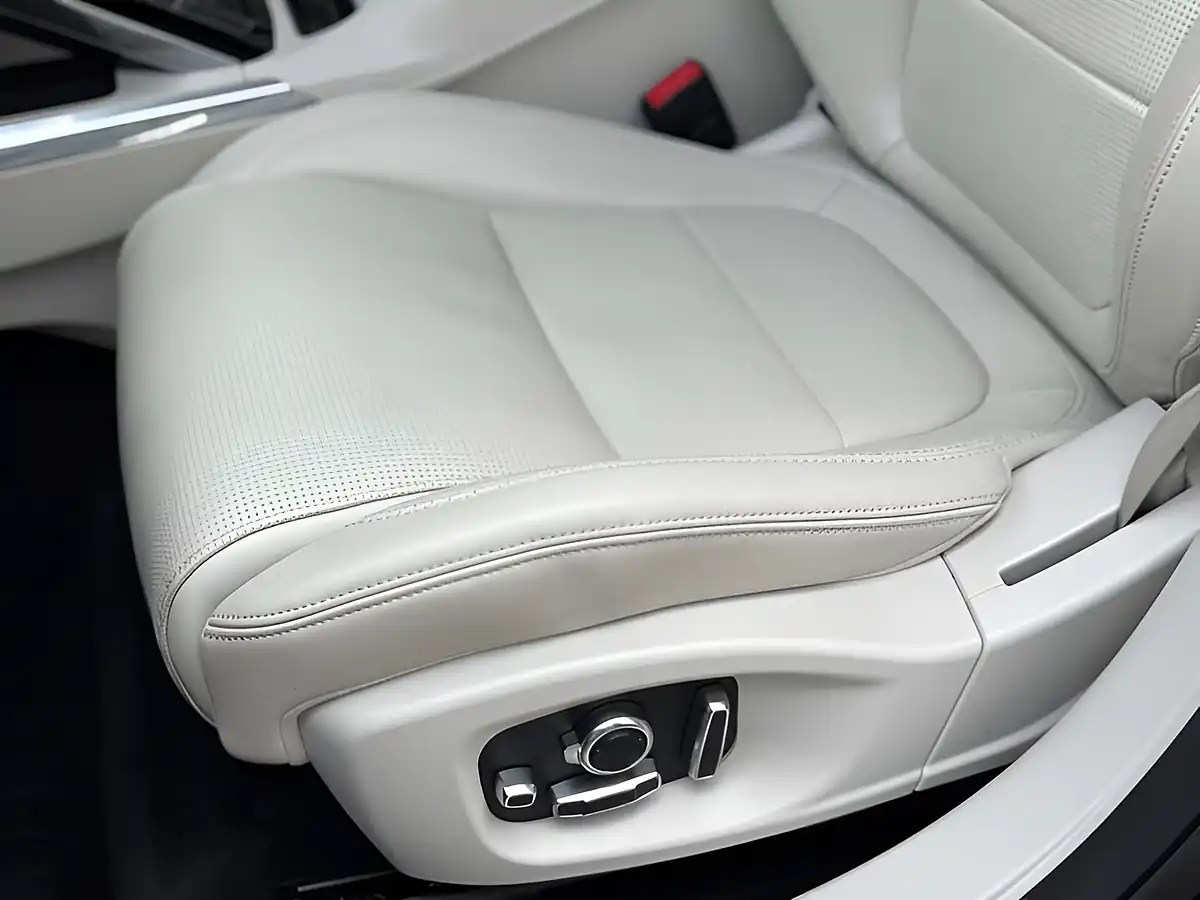 Used 2020 Jaguar I-Pace Hse Santorini Black - Interior and Exterior details 19