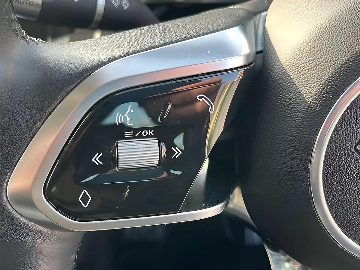 Used 2020 Jaguar I-Pace S White - Interior and Exterior details 11