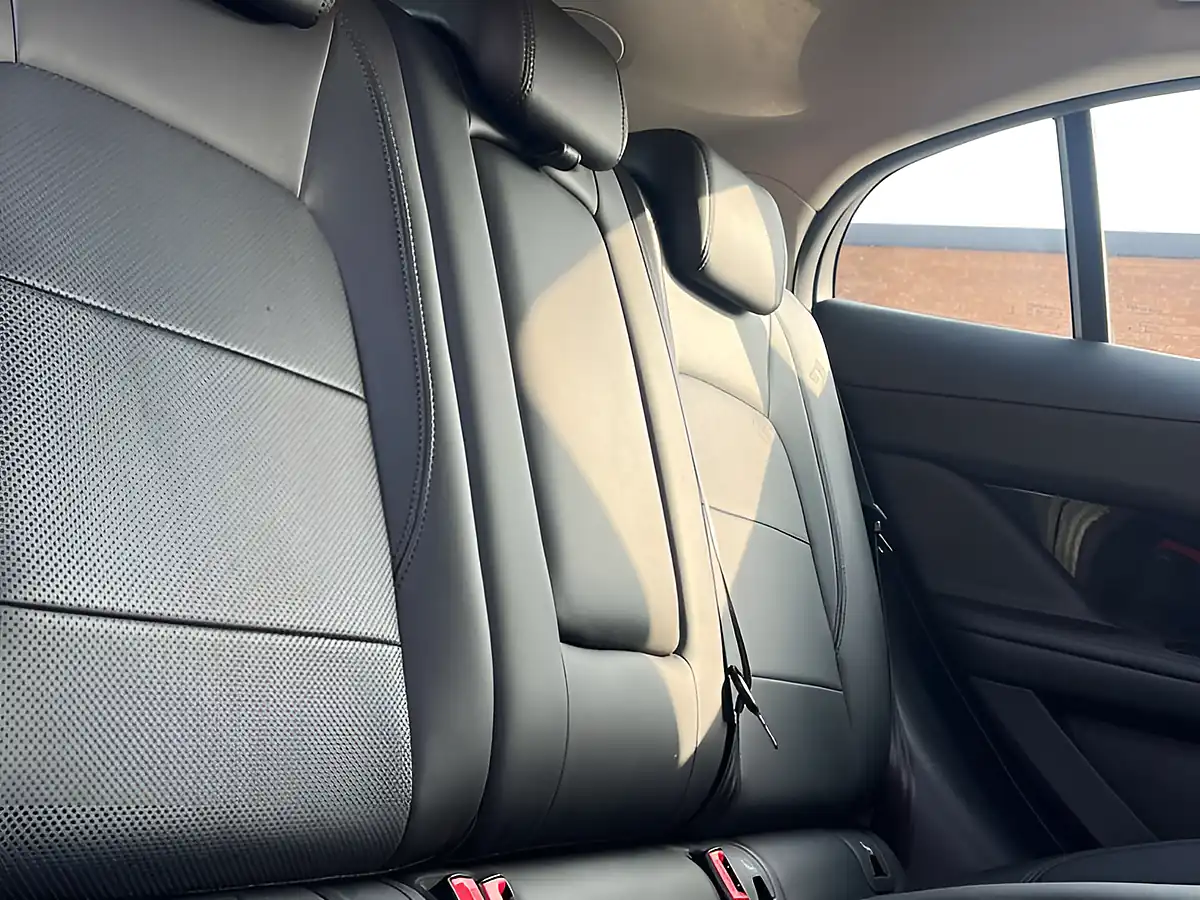 Used 2020 Jaguar I-Pace S White - Interior and Exterior details 14