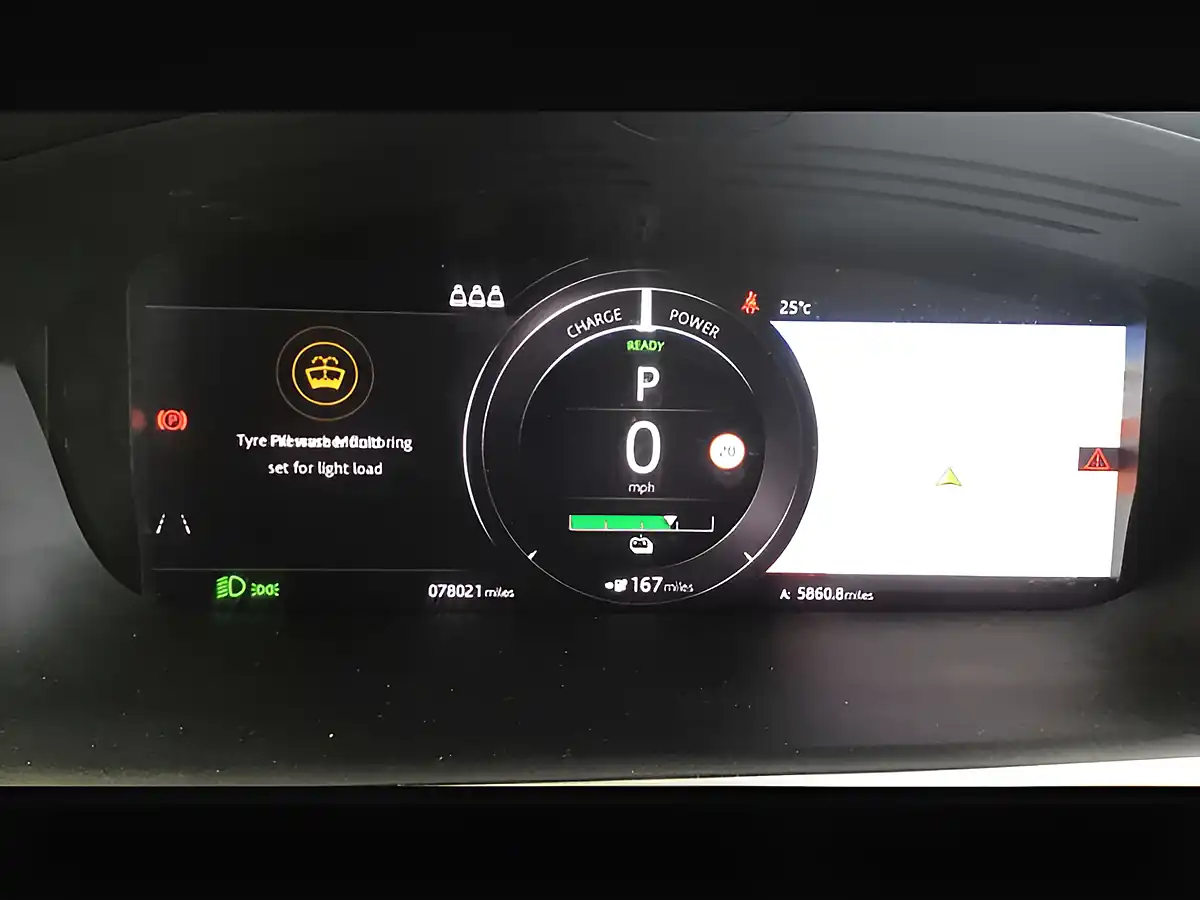 Used 2020 Jaguar I-Pace Se Black - Interior and Exterior details 17