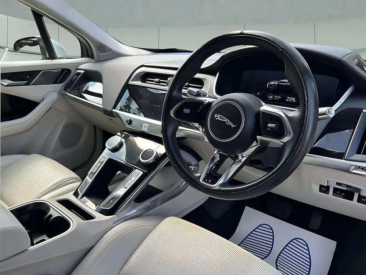 Used 2020 Jaguar I-Pace Se Blue - Interior and Exterior details 11