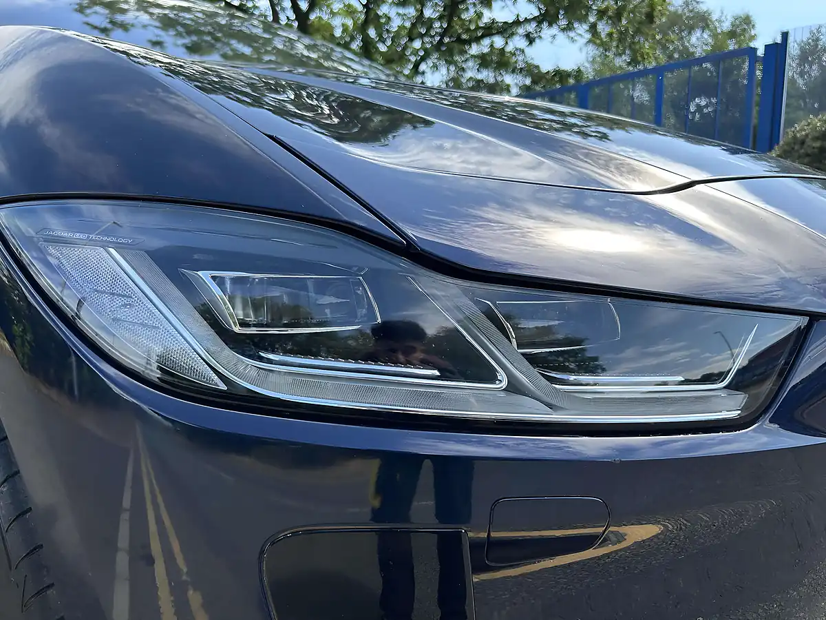 Used 2020 Jaguar I-Pace Se Blue - Interior and Exterior details 19