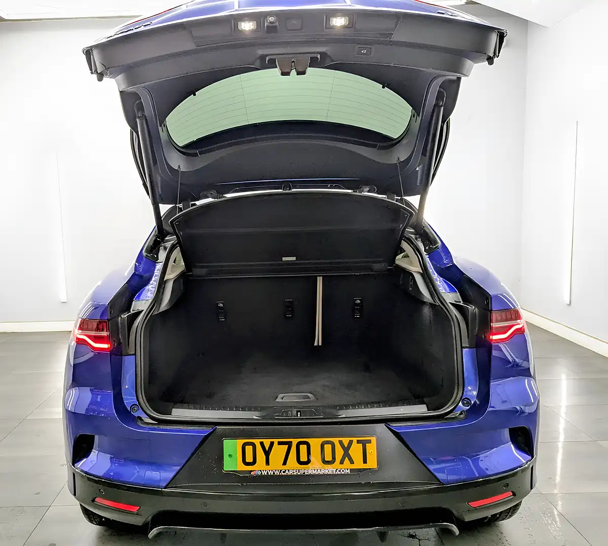 Used 2020 Jaguar I-Pace Se Caesium Blue - Interior and Exterior details 9