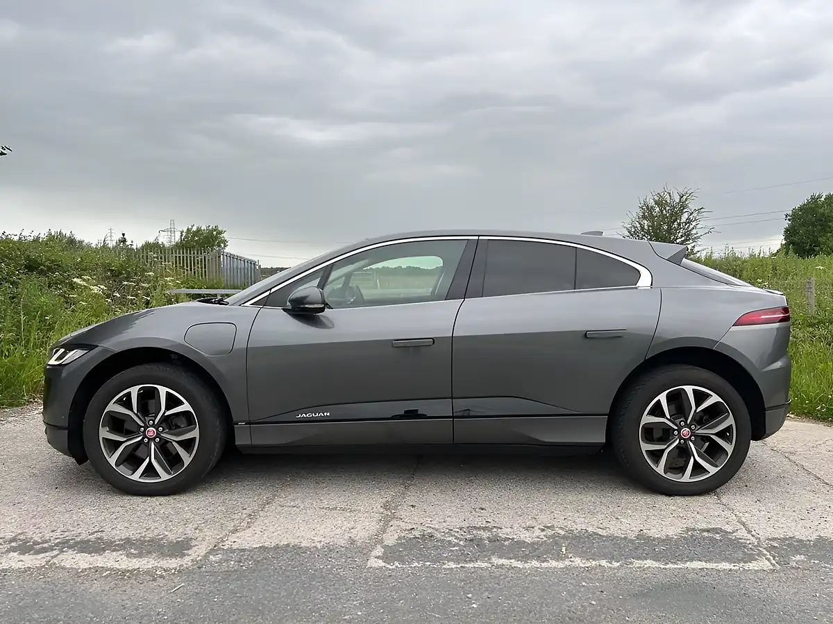 Used 2020 Jaguar I-Pace Se Grey - Interior and Exterior details 5