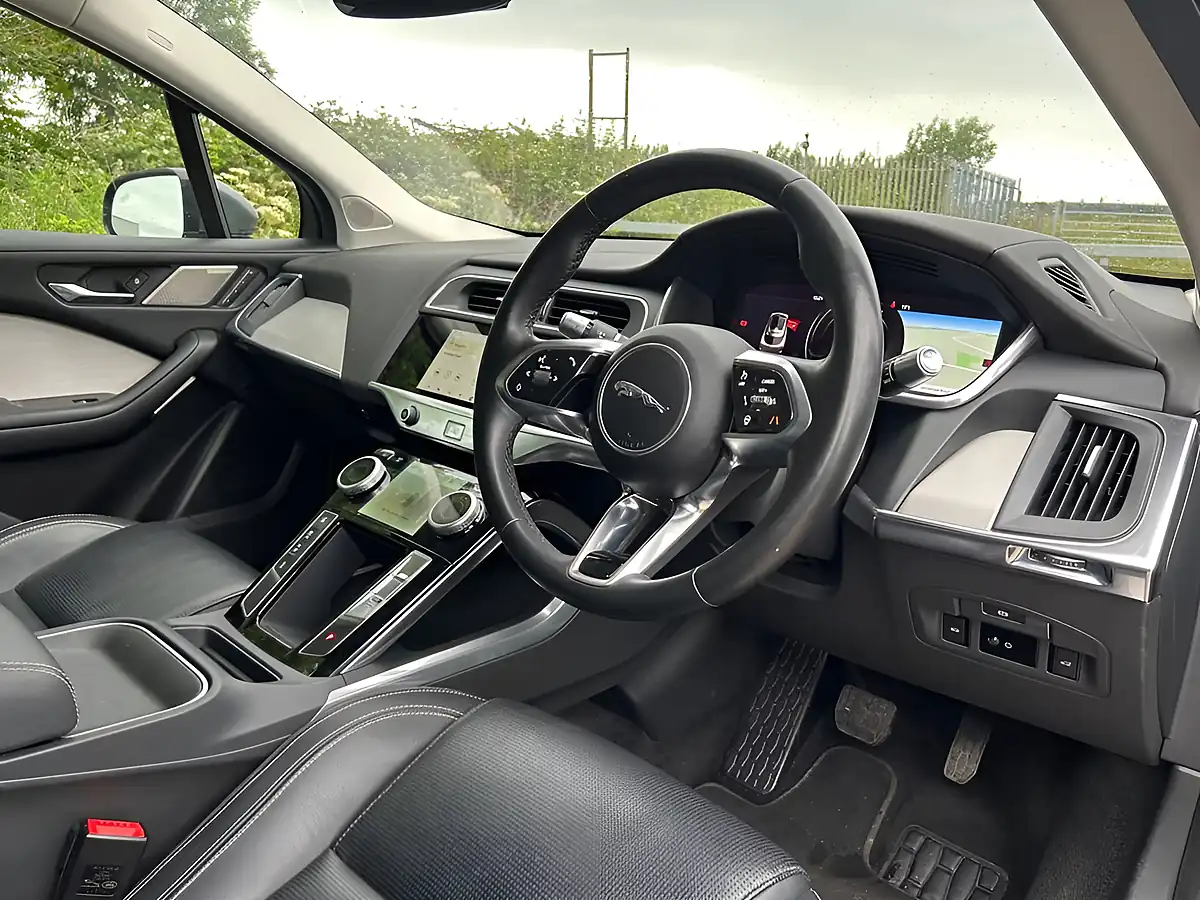Used 2020 Jaguar I-Pace Se Grey - Interior and Exterior details 9