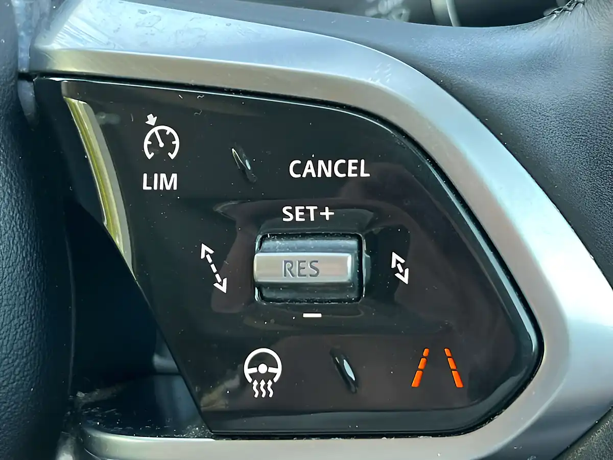 Used 2020 Jaguar I-Pace Se Grey - Interior and Exterior details 14