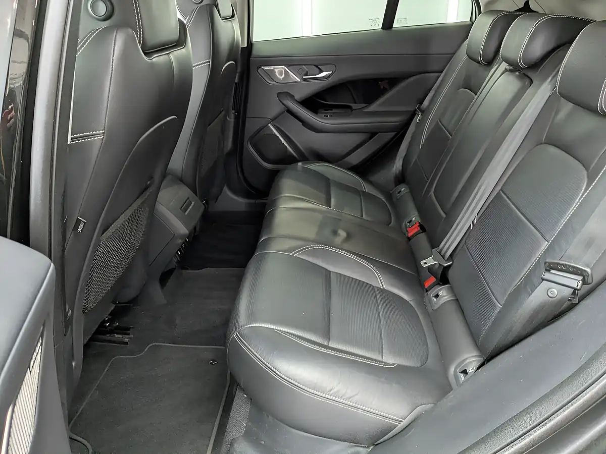 Used 2020 Jaguar I-Pace Se Santorini Black - Interior and Exterior details 11