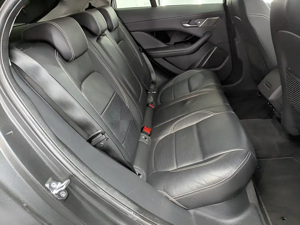 Used 2020 Jaguar I-Pace Se Santorini Black - Interior and Exterior details 12