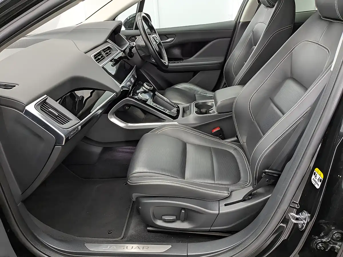 Used 2020 Jaguar I-Pace Se Santorini Black - Interior and Exterior details 14