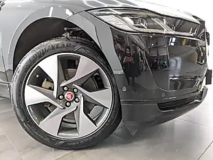 Used 2020 Jaguar I-Pace Se Santorini Black - Interior and Exterior details 6
