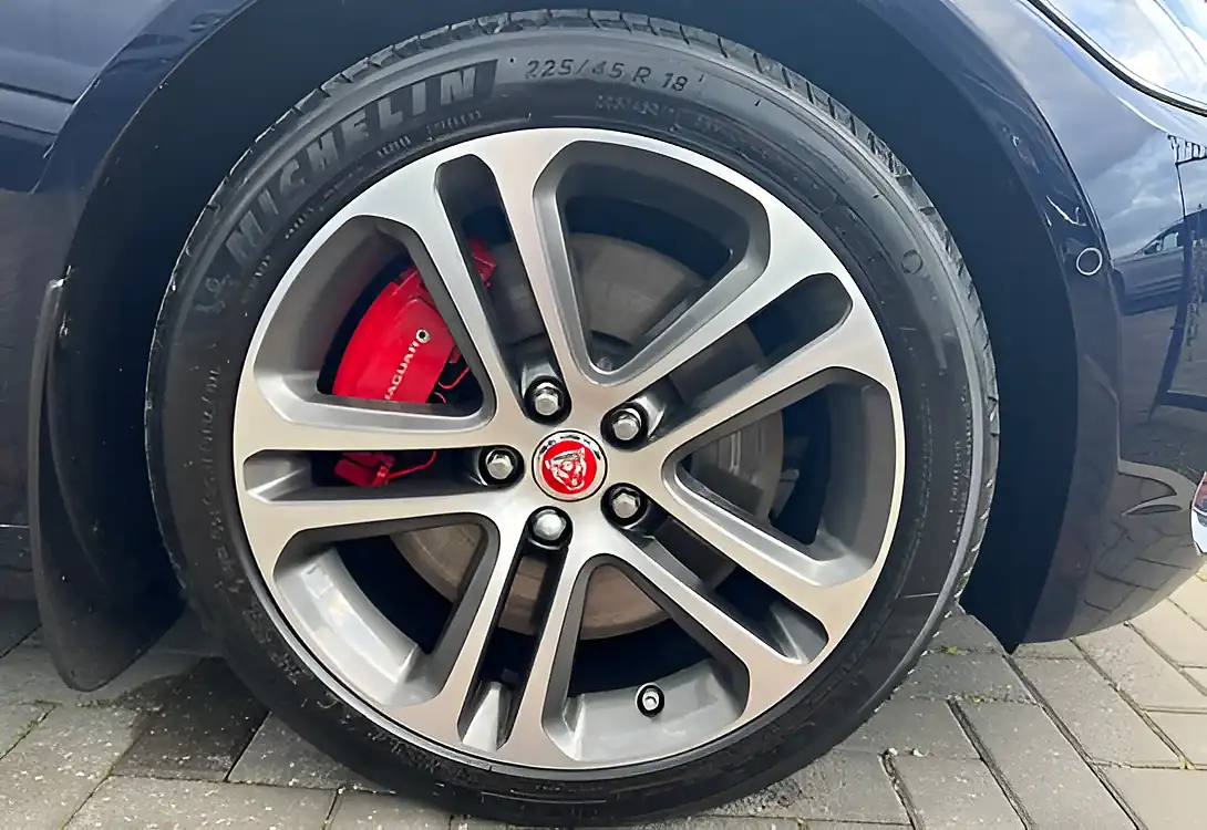 Used 2020 Jaguar Xe Hse Blue - Interior and Exterior details 8