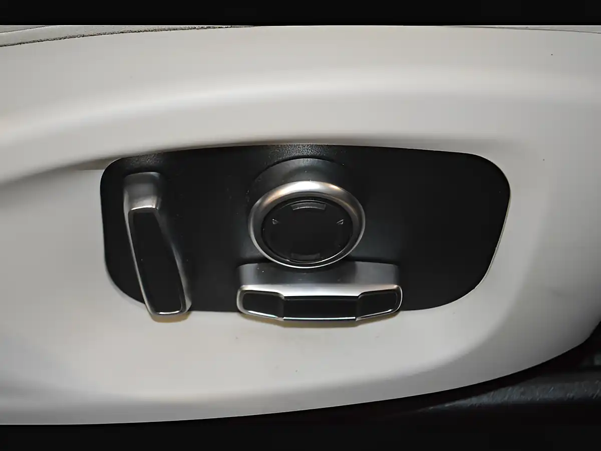 Used 2020 Jaguar Xe R-Dynamic S Black - Interior and Exterior details 15