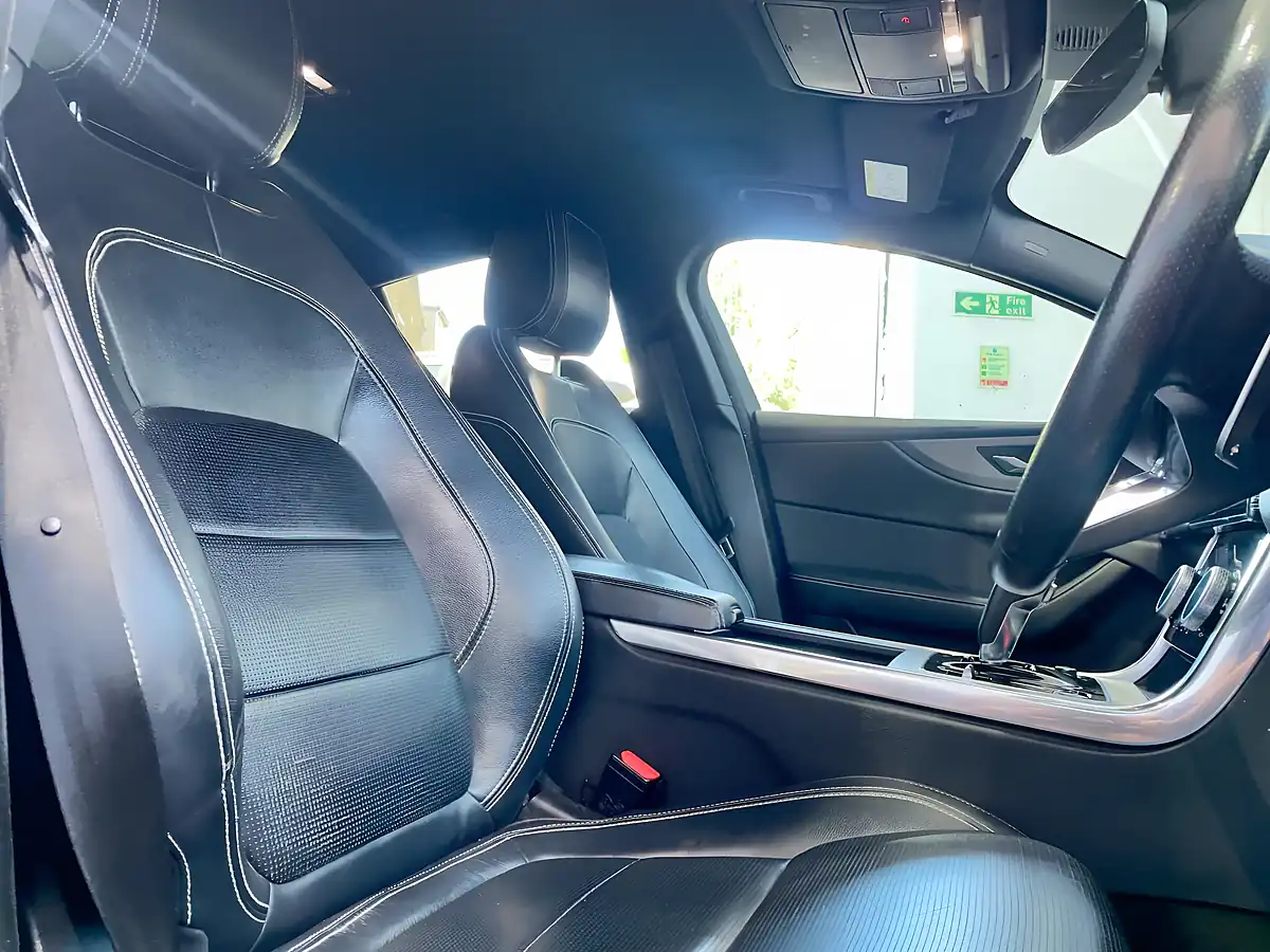 Used 2020 Jaguar Xe R-Dynamic S Blue - Interior and Exterior details 7
