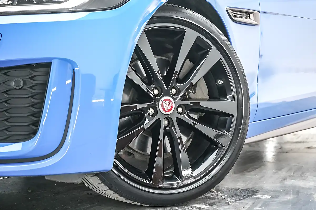Used 2020 Jaguar Xe Reims Edition French Racing Blue - Interior and Exterior details 2