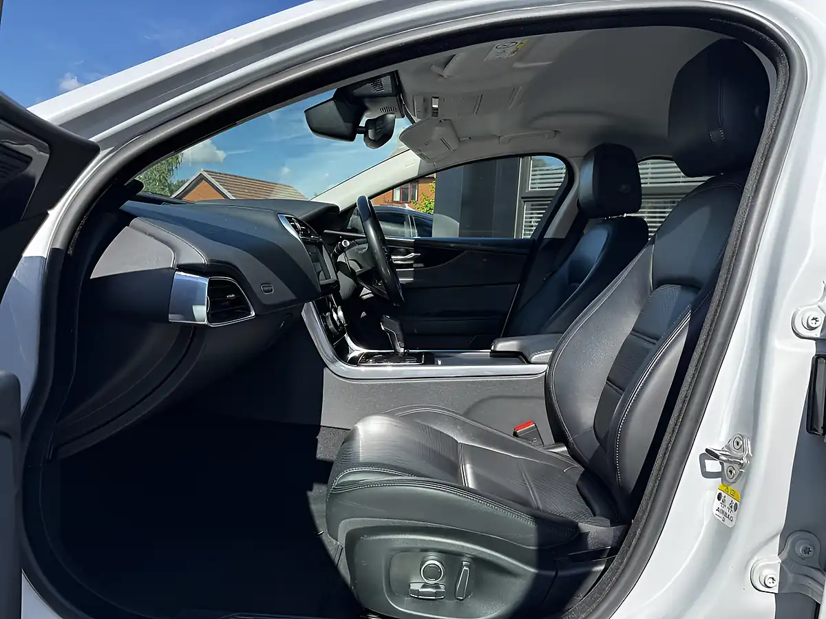 Used 2020 Jaguar Xe S White - Interior and Exterior details 19
