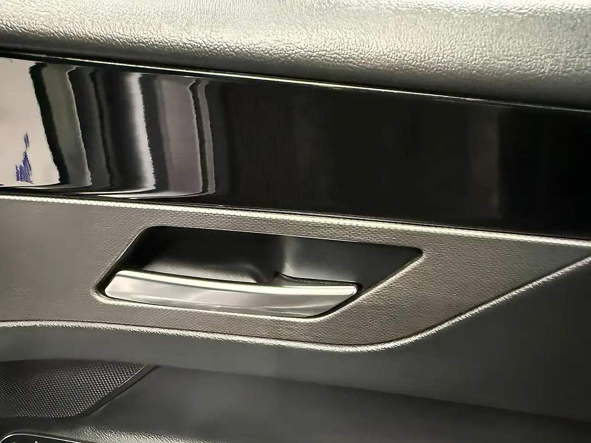 Used 2020 Jaguar Xf Chequered Flag Grey - Interior and Exterior details 16