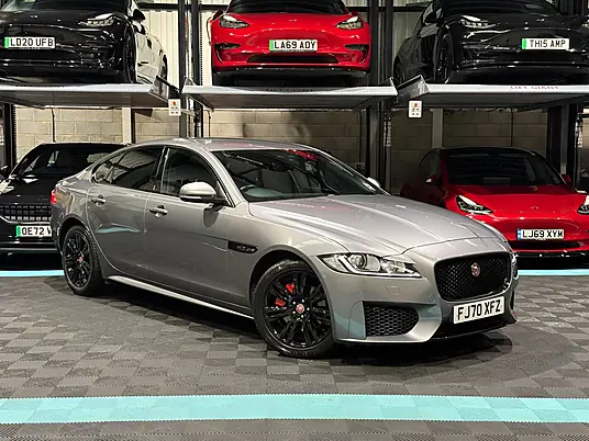 2020 Jaguar XF 2.0d Chequered Flag