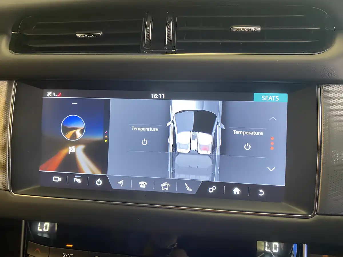 Used 2020 Jaguar Xf Estate Portfolio Black - Interior and Exterior details 19