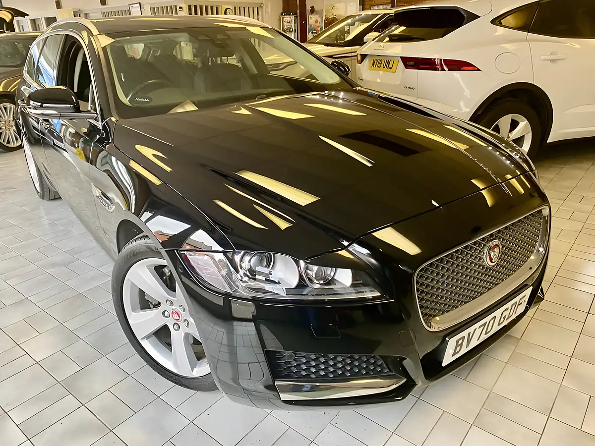 Used 2020 Jaguar Xf Estate Portfolio Black - Interior and Exterior details 2