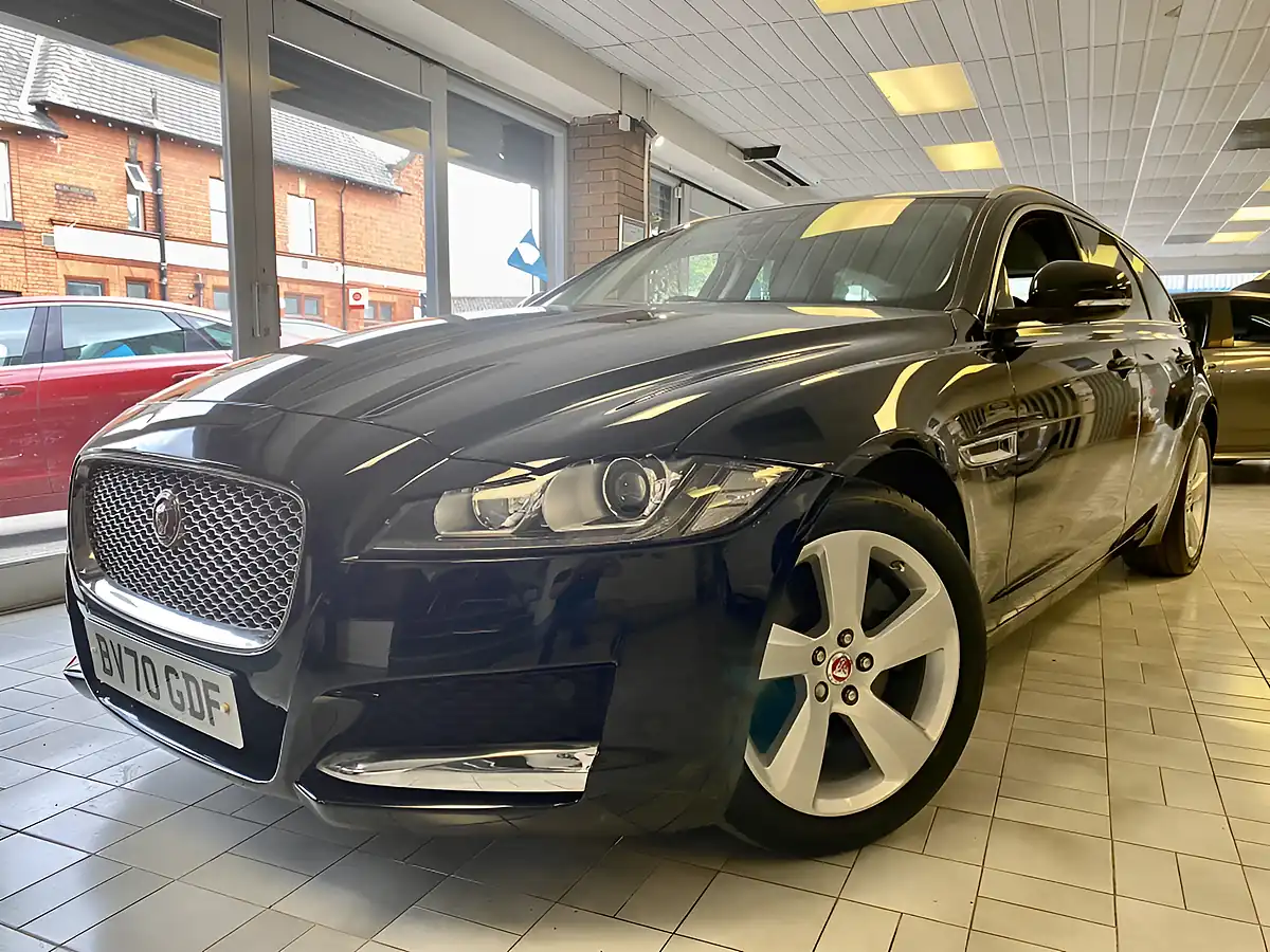 Used 2020 Jaguar Xf Estate Portfolio Black - Interior and Exterior details 6