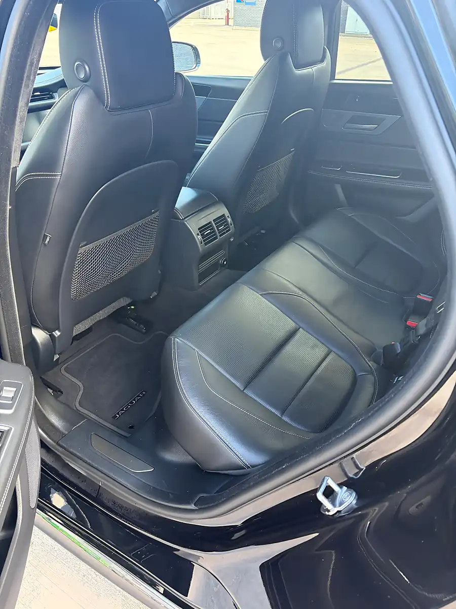 Used 2020 Jaguar Xf R-Sport Black - Interior and Exterior details 10
