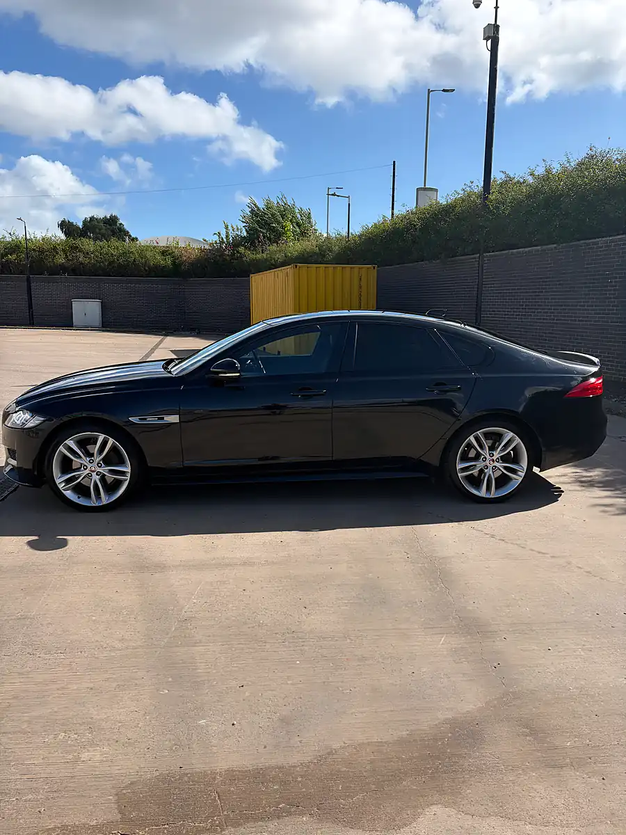 Used 2020 Jaguar Xf R-Sport Black - Interior and Exterior details 2