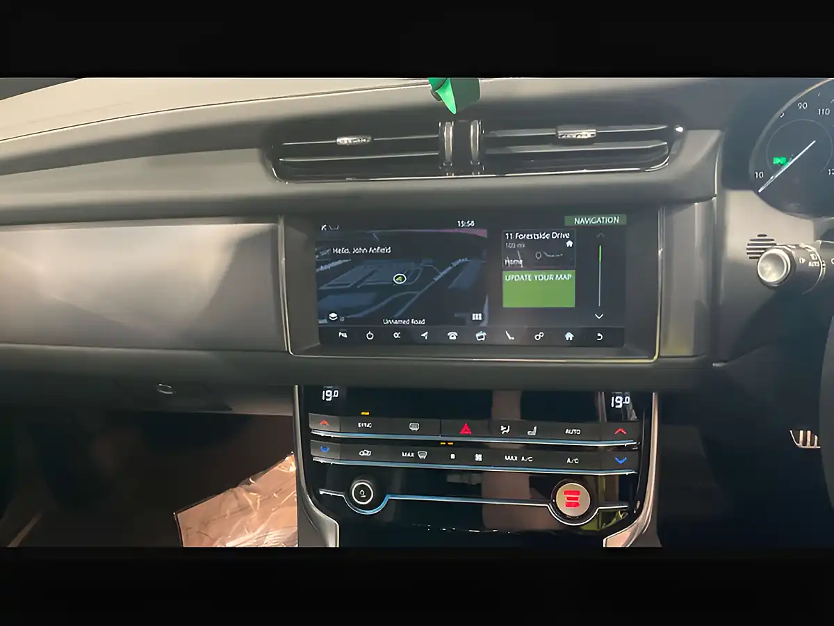 Used 2020 Jaguar Xf R-Sport Blue - Interior and Exterior details 13