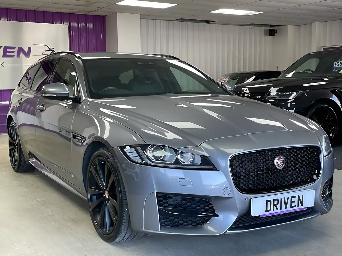 Used 2020 Jaguar Xf Sportbrake R-Sport Grey - Interior and Exterior details 5