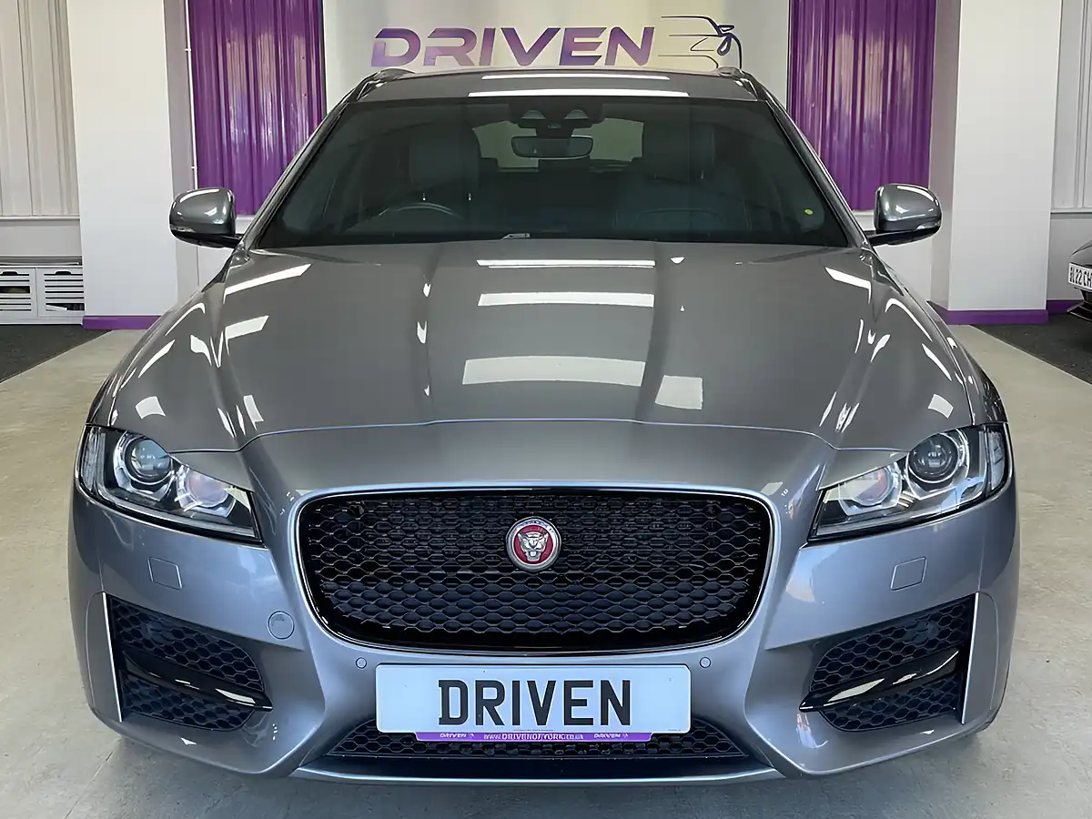 Used 2020 Jaguar Xf Sportbrake R-Sport Grey - Interior and Exterior details 6