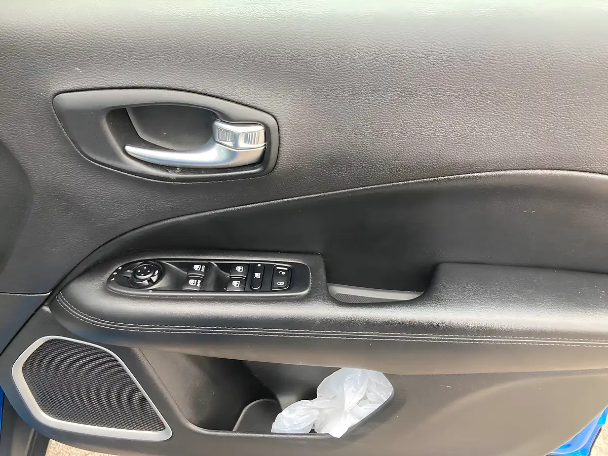 Used 2020 Jeep Compass Night Eagle Hydro Blue - Interior and Exterior details 20