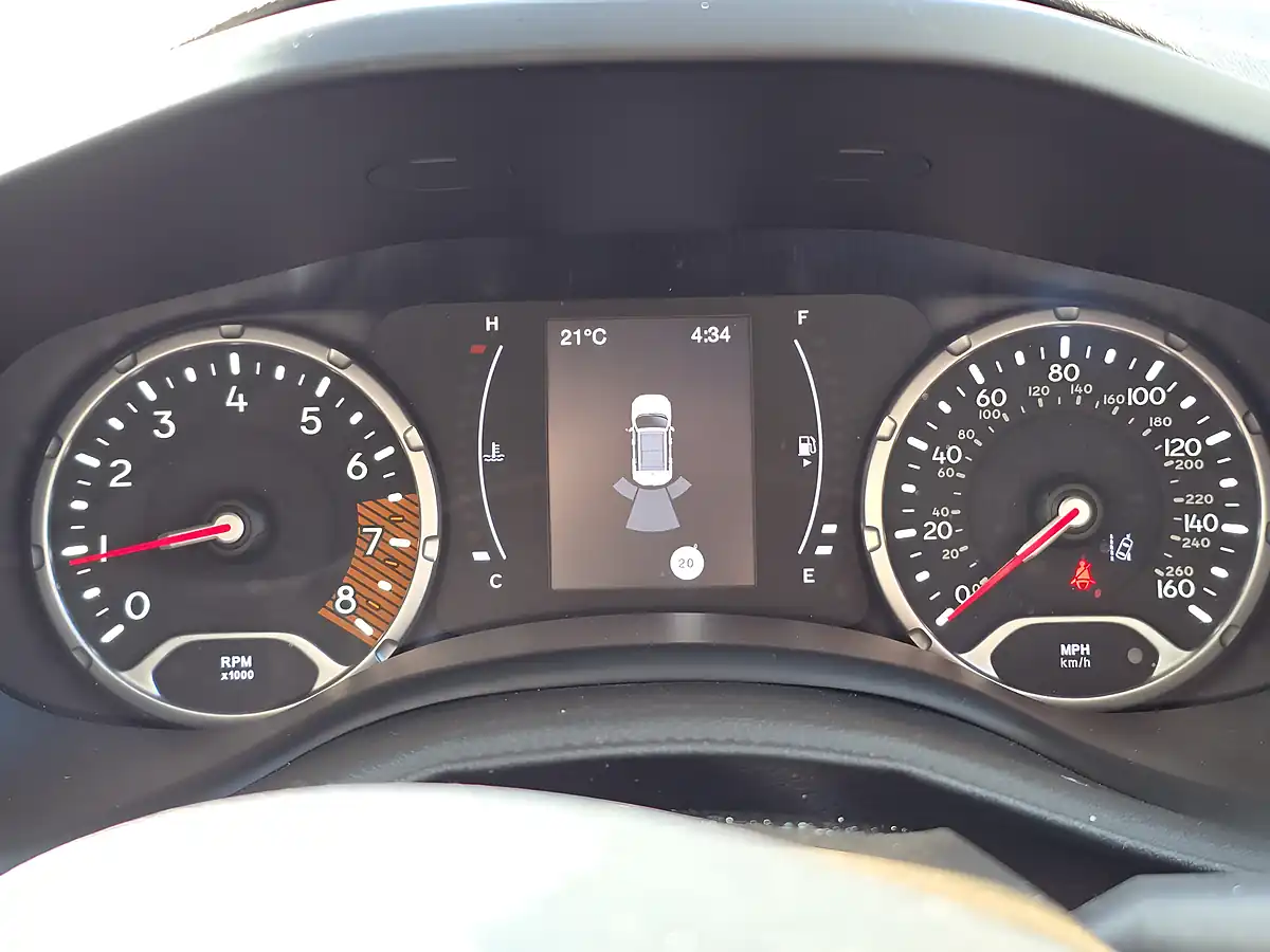 Used 2020 Jeep Renegade Night Eagle Grey - Interior and Exterior details 10