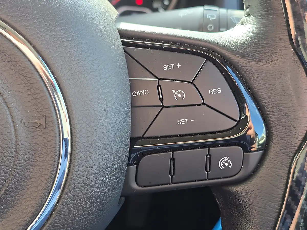 Used 2020 Jeep Renegade Night Eagle Grey - Interior and Exterior details 16