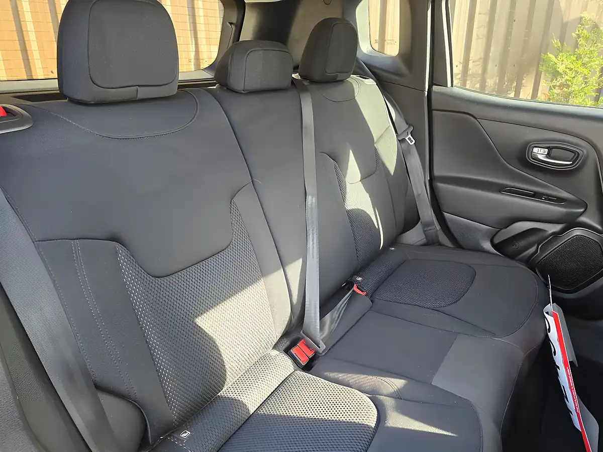 Used 2020 Jeep Renegade Night Eagle Grey - Interior and Exterior details 17