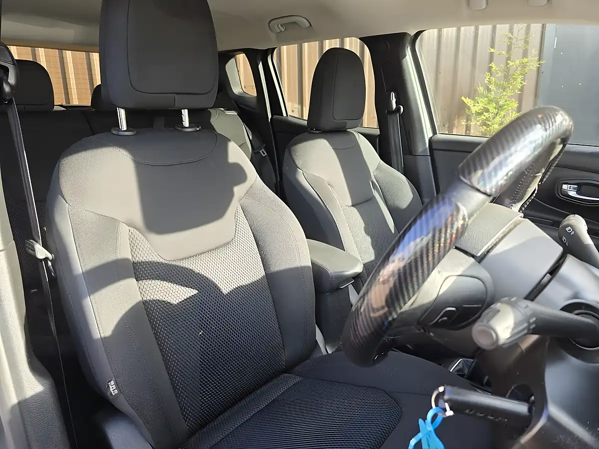 Used 2020 Jeep Renegade Night Eagle Grey - Interior and Exterior details 6