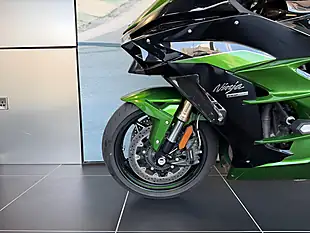 Used 2020 Kawasaki Ninja H2 Sx Se - Interior and Exterior details 11