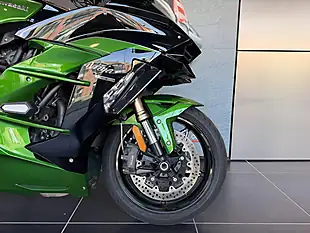 Used 2020 Kawasaki Ninja H2 Sx Se - Interior and Exterior details 4
