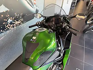 Used 2020 Kawasaki Ninja H2 Sx Se - Interior and Exterior details 9