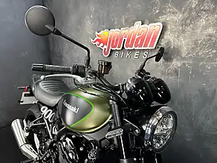 Used 2020 Kawasaki Z900 RS Modern Classic Green - Interior and Exterior details 10