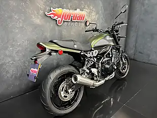 Used 2020 Kawasaki Z900 RS Modern Classic Green - Interior and Exterior details 6