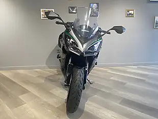 Used 2020 Kawasaki Zx1002 Klfa - Interior and Exterior details 10