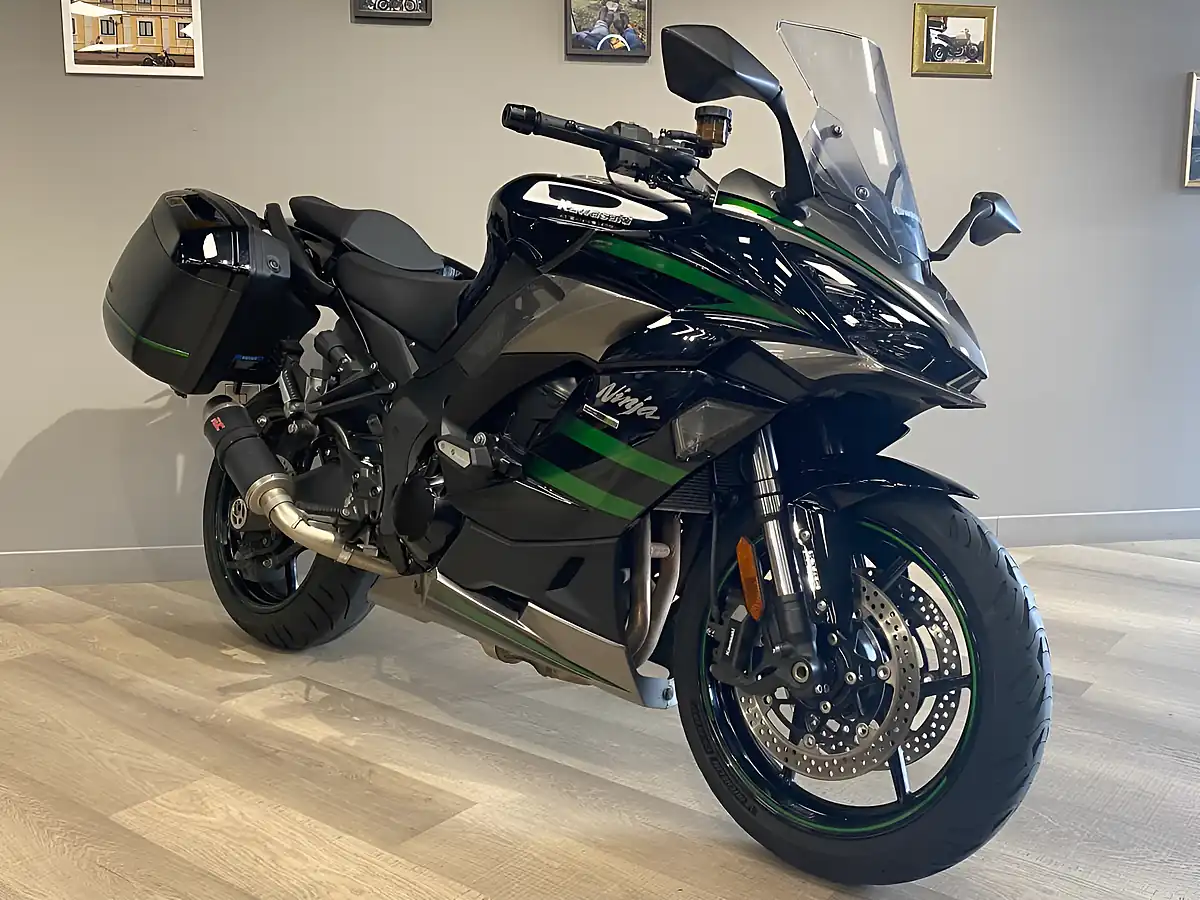 Used 2020 Kawasaki Zx1002 Klfa - Interior and Exterior details 3