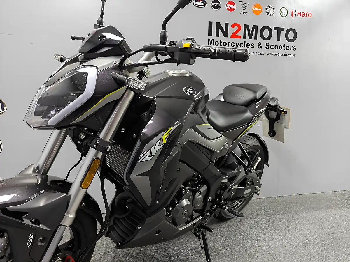 Used 2020 Keeway Rkf 125 Black - Interior and Exterior details 12