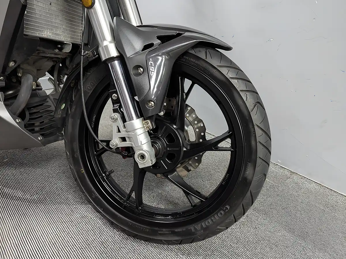 Used 2020 Keeway Rkf 125 Black - Interior and Exterior details 6