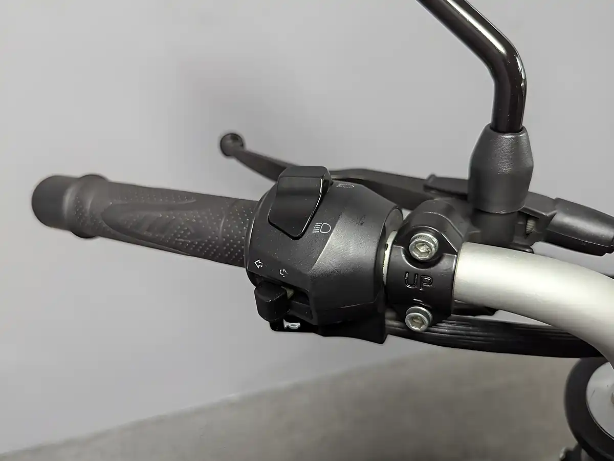 Used 2020 Keeway Rkf 125 Black - Interior and Exterior details 18