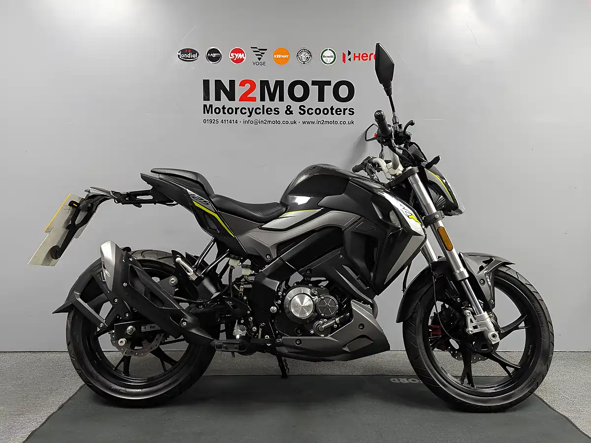 Used 2020 Keeway Rkf 125 Black - Interior and Exterior details 2