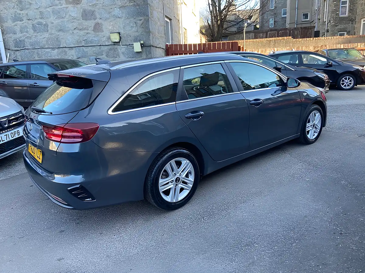 Used 2020 Kia Ceed 2 Nav Sportswagon Grey - Interior and Exterior details 19