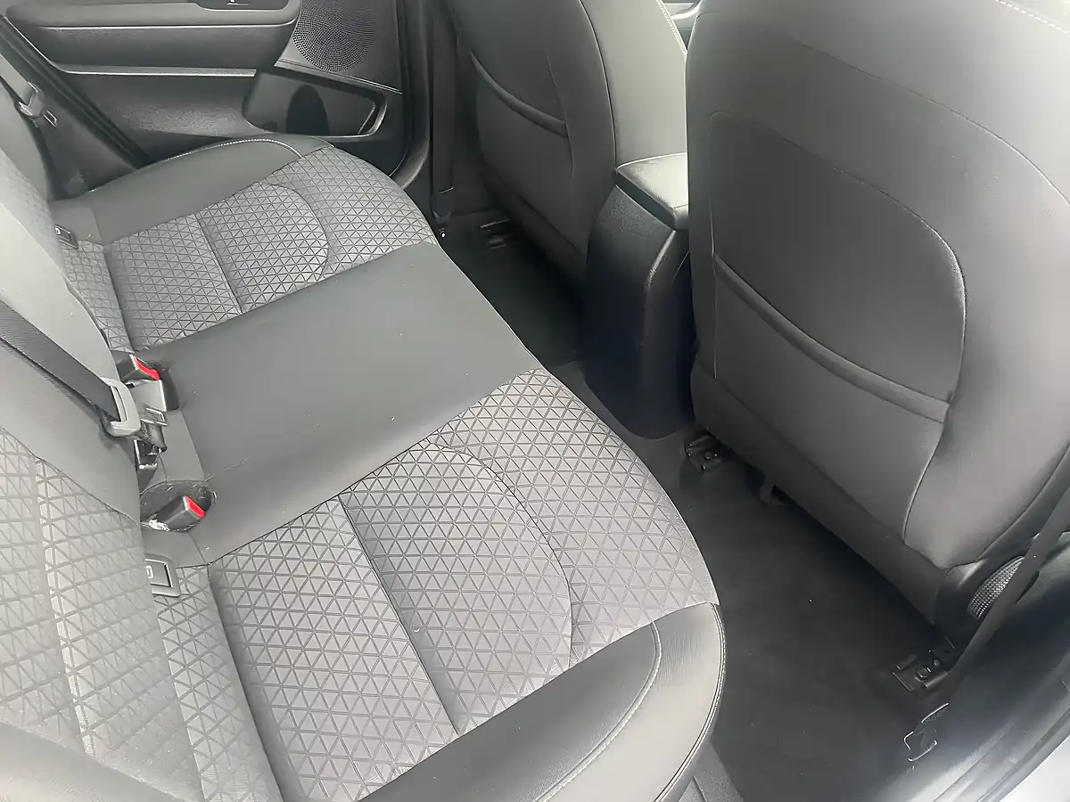 Used 2020 Kia Ceed Eco 2 Sportswagon Silver - Interior and Exterior details 10