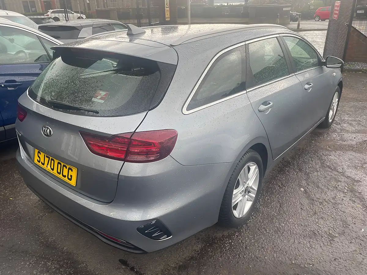 Used 2020 Kia Ceed Eco 2 Sportswagon Silver - Interior and Exterior details 4
